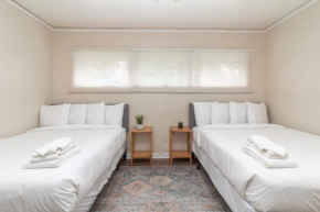 10 Min to Downtown Close to Dining-Boxwood Beauty